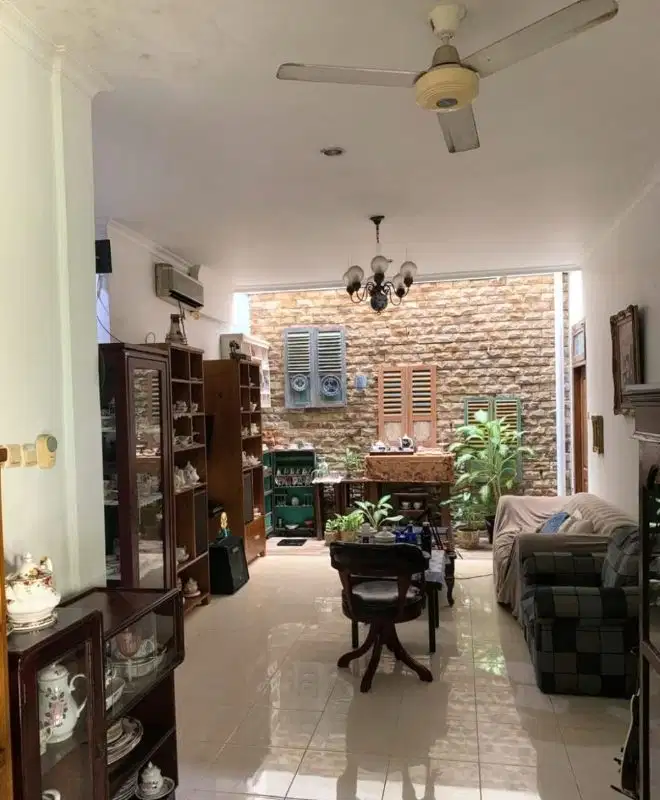 DIJUAL RUMAH SIAP HUNI PURI INDAH JAKARTA BARAT
