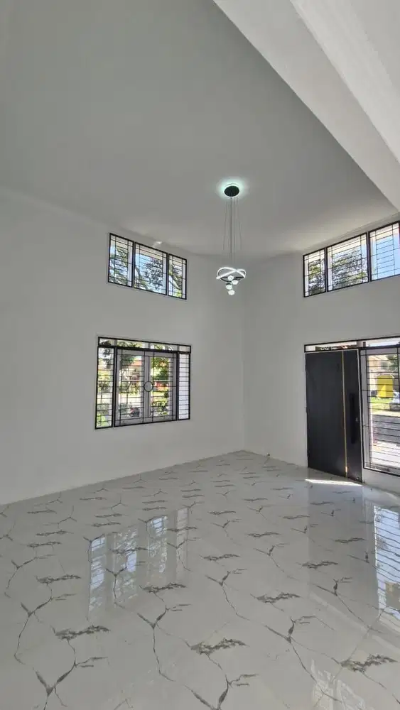 Dijual rumah baru renov posisi Hoek di Kota Baru Parahyangan