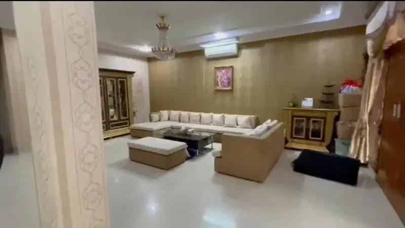 RUMAH LUAS DI MENTENG HARGA NEGO