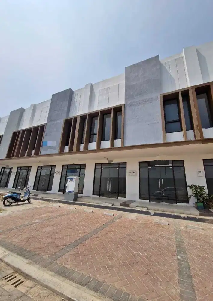 Dijual Murah Ruko Soho 2 Lantai Dengan Desain Alfresco Balcony, Cakung