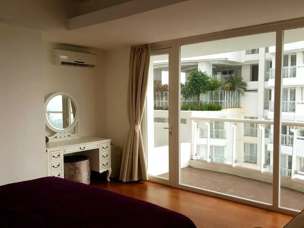 Disewakan Apartemen The Royal Springhill Residence Jakarta Pusat - 3BR