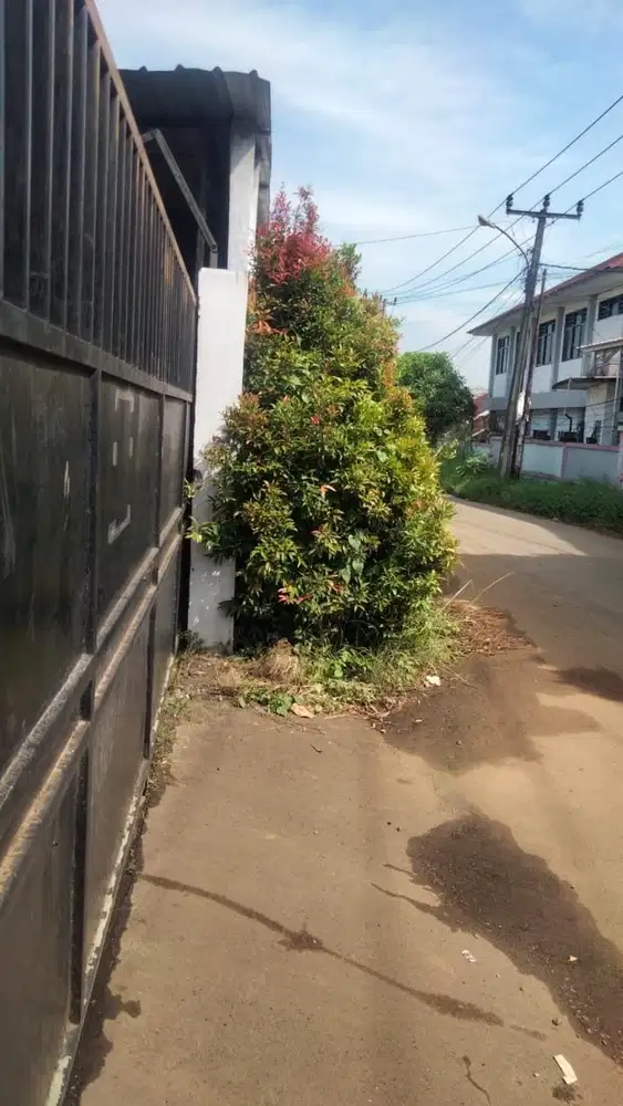 Disewakan Ruang Usaha Murah Cisauk Serpong Tangerang