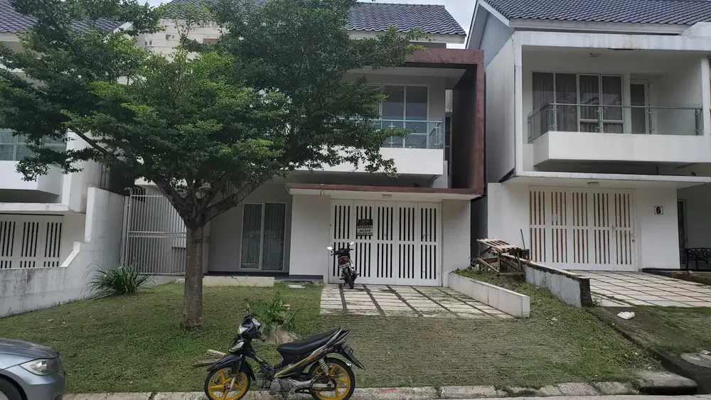 Dijual Rumah  cluster Hilltop  Sentul city