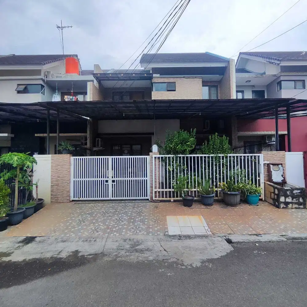 URUN HARGA  Dijual Rumah Murah 2 Lantai di Cluster  Aralia Harapan Ind