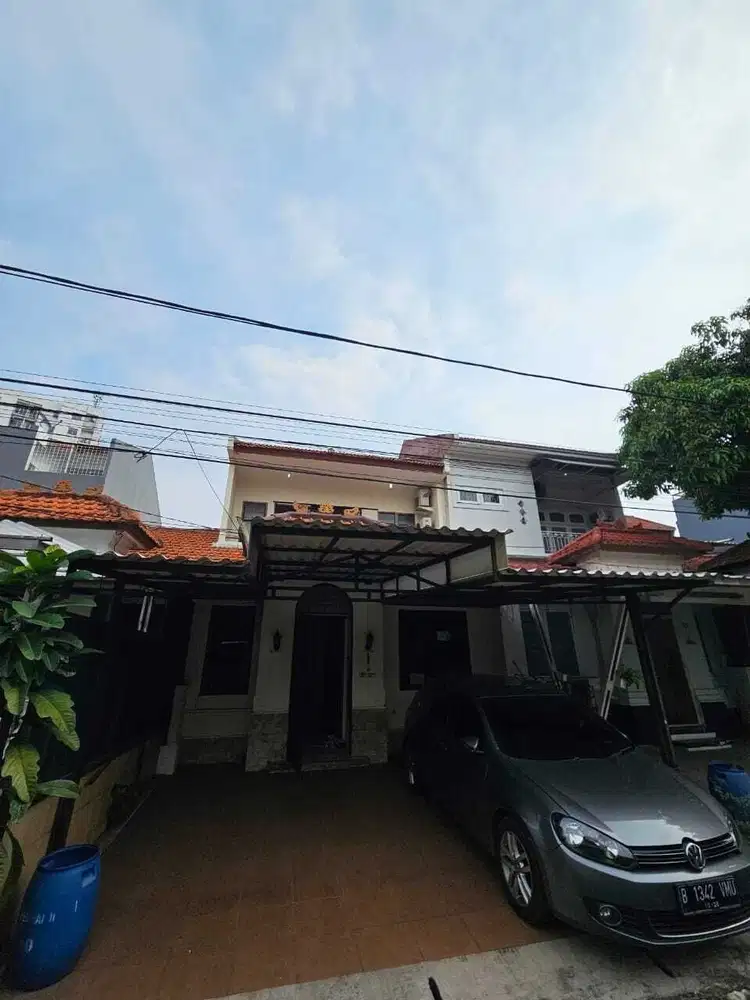 Rumah harga 1 M di lippo karawaci taman ubud siap huni 2 lantai