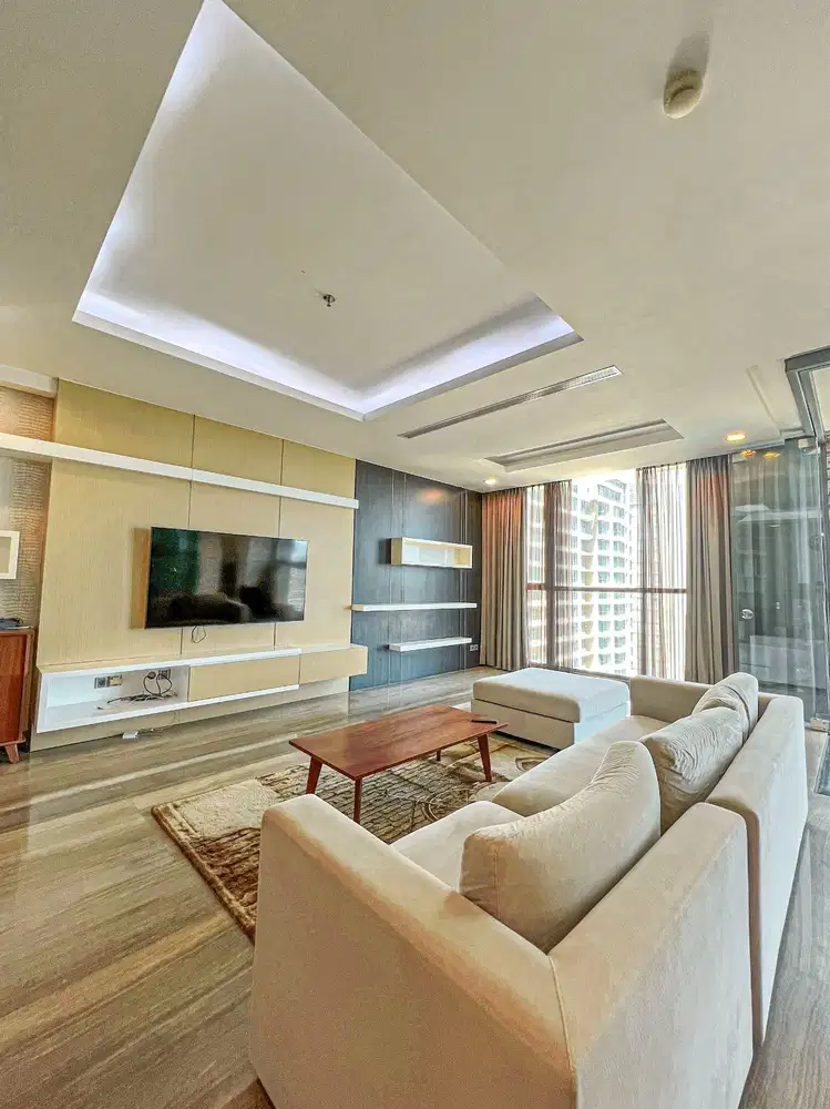 Jual Apartemen Kemang Village Residence Tipe 3+1 Kamar Tidur Furnished