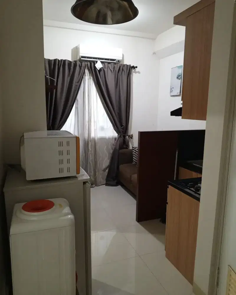 The green pramuka residence 2 BR full furnished unit mall bagus