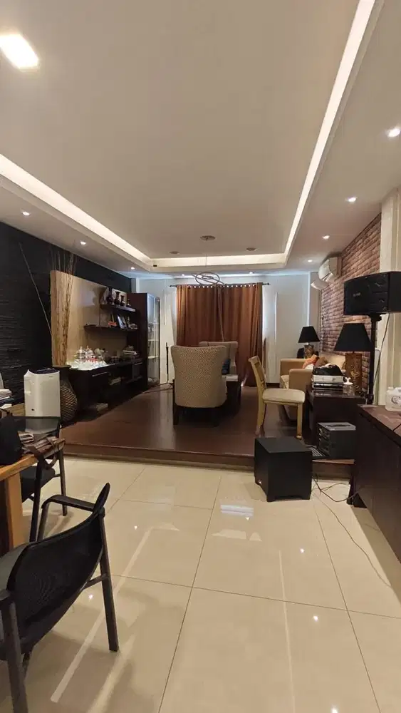 RUKO CANTIK SIAP HUNI STRATEGIS DOI DAAN MOGOT