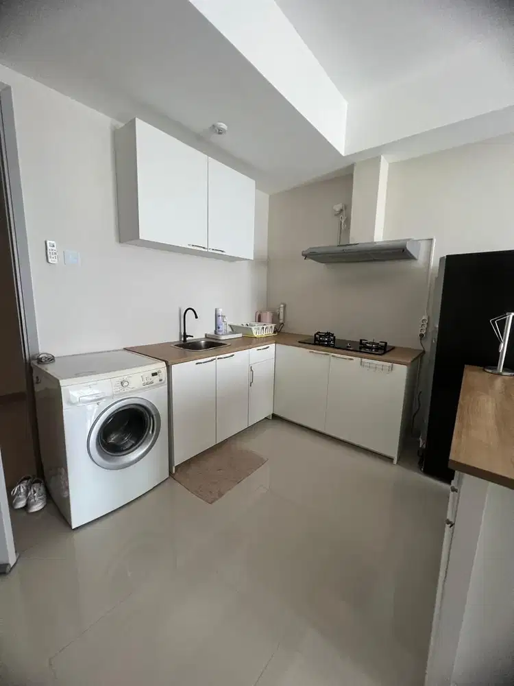 0671 - Disewakan Apartemen Grand Sungkono Lagoon Caspian 2BR Lt 19