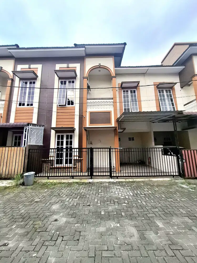 Dijual rumah medan-baru dekat USU