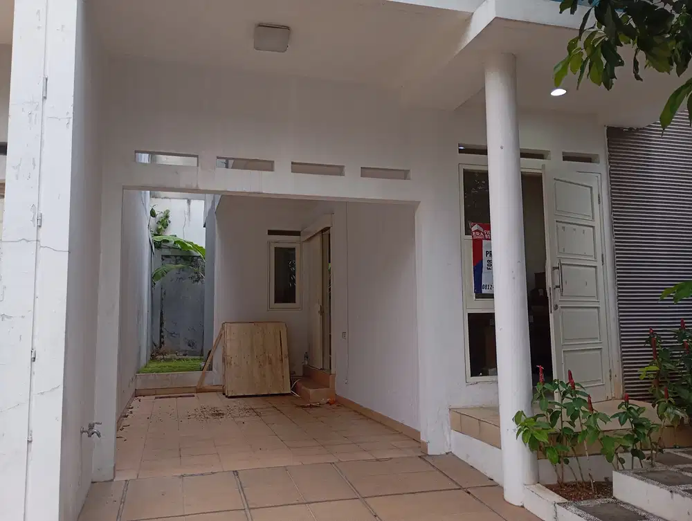 DIJUAL! RUMAH LUAS MURAH DI KAWASAN STRATEGIS GADING SERPONG