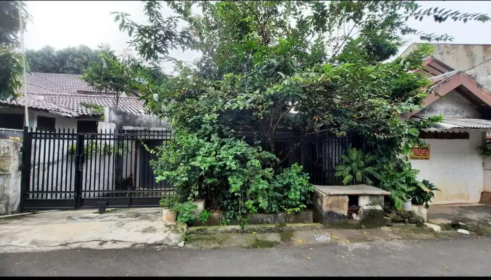 Jamin strategis Rumah lama dlm komplek Pejaten Pasar minggu 240mtr shm