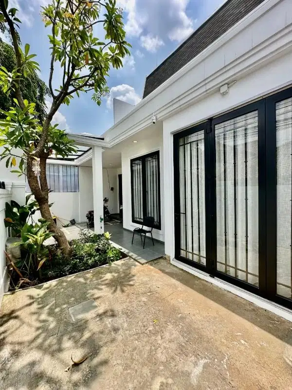 MODERN MINIMALIS DESIGN SIAP HUNI DEKAT MRT