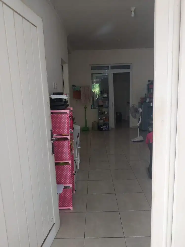 DIJUAL RUMAH BAGUS 2 LANTAI DI PARK RESIDENCE JAKBAR