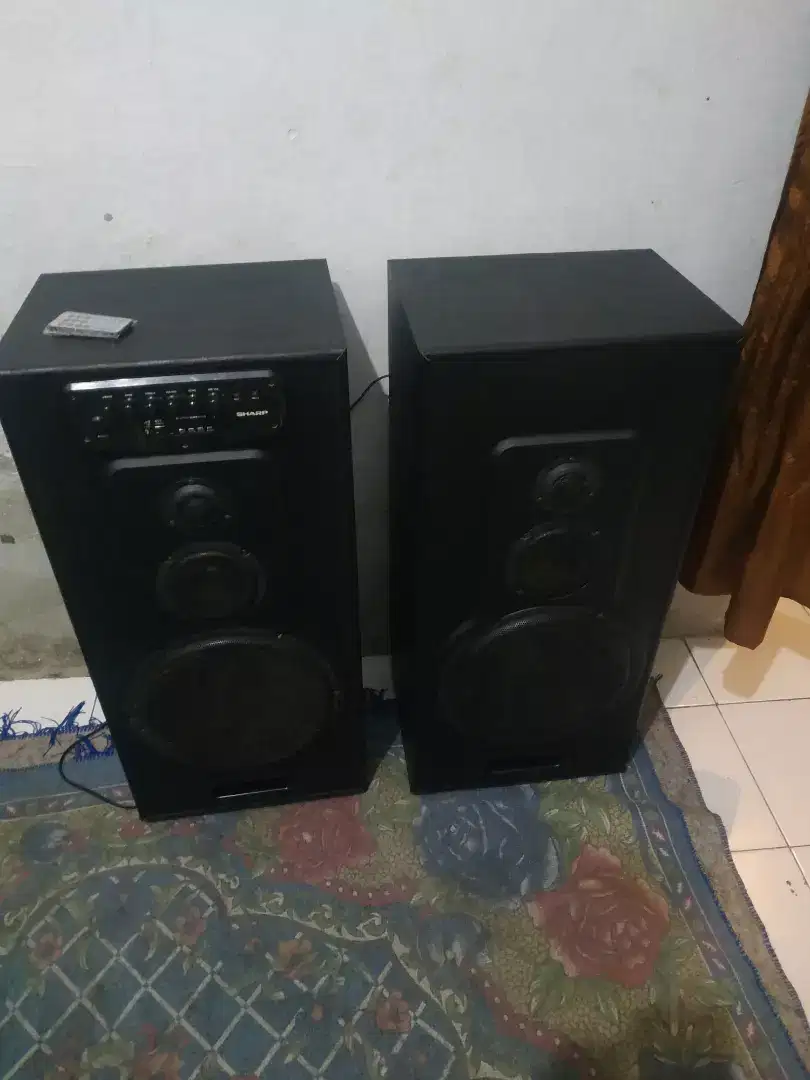 Speaker aktif SHARP 12 in