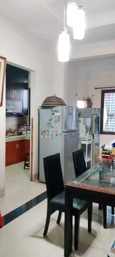 DIJUAL CEPAT BU MURAH RUMAH LUAS STRATEGIS TANJUNG BARAT JAKSEL