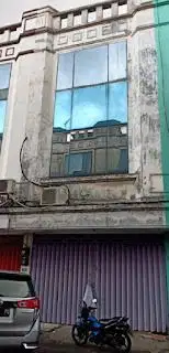 0399 - Disewakan Ruko 4 Lantai LT 72 m2 6x12 di Klampis Megah Surabaya