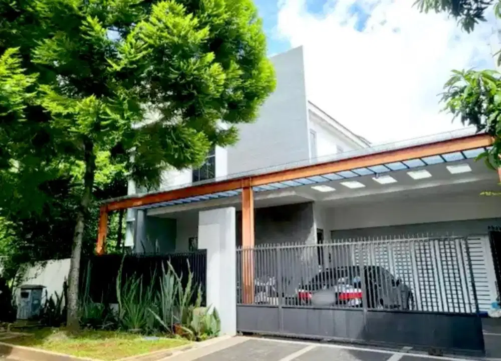 Dijual rumah mewah asri Hook di Perumahan BSD sektor XII Tangsel
