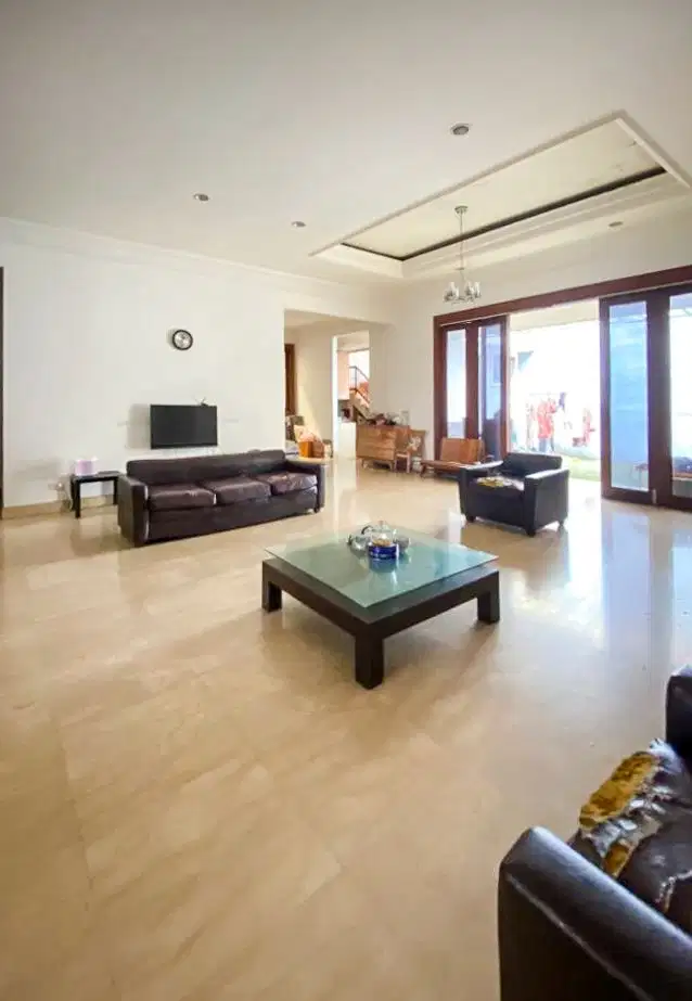 Di Jual Rumah Bagus Siap Huni Prime Area di Bulungan