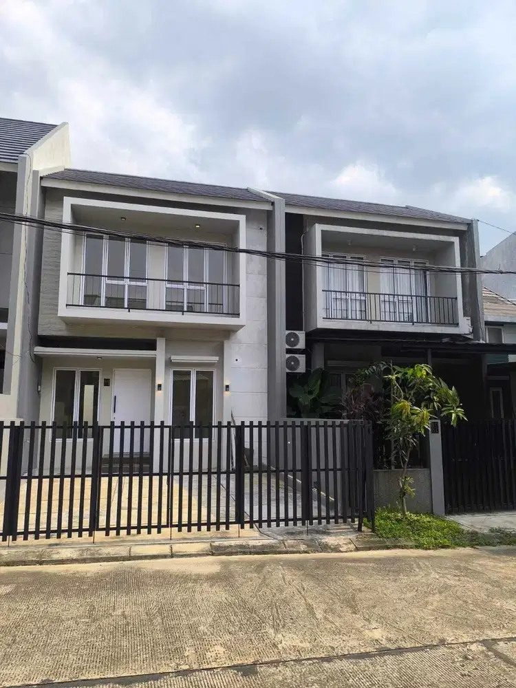 Rumah Asri 2 Lantai di Bukit Golf Cibubur Riverside