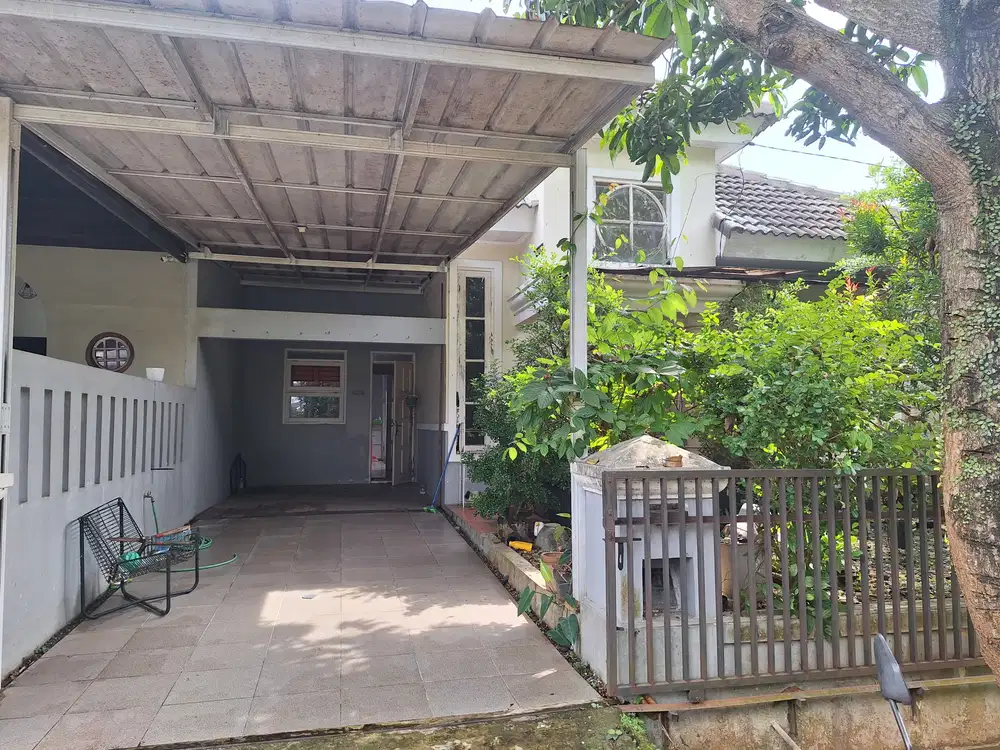 Dijual rumah bergaya vintage, tnh luas, di Citra Indah City