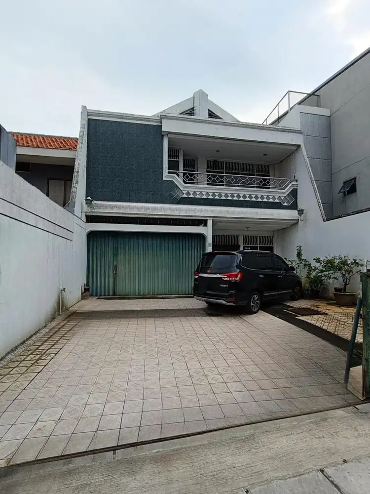 Jual Rumah 2 Lantai di Kartini Sawah Besar Jakarta Pusat