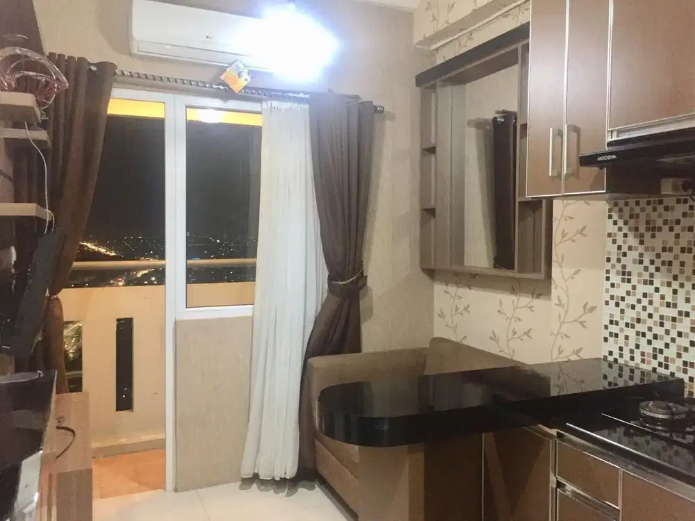 Apartemen the green pramuka city 2 kamar furnish tower Mall