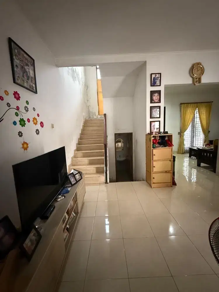 Rumah Bagus Siap Huni Di Deplu Veteran Jakarta Selatan