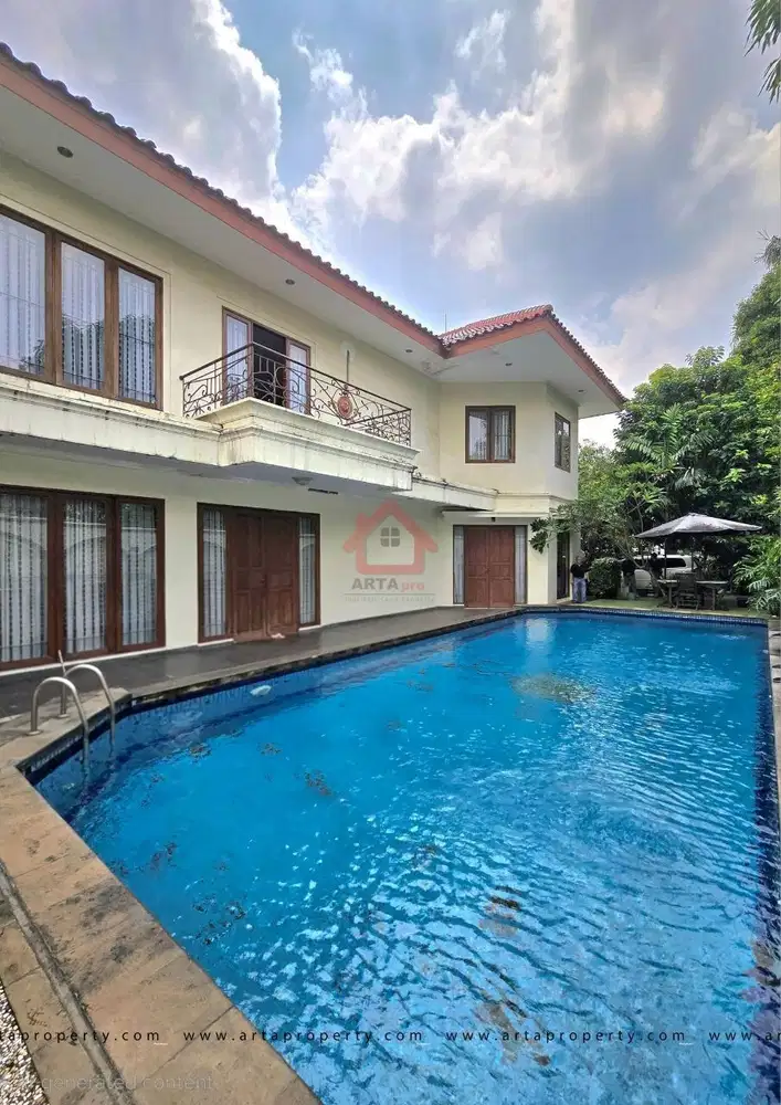 Rumah Bagus Ada S Pool Siap Huni Di Pondok Indah