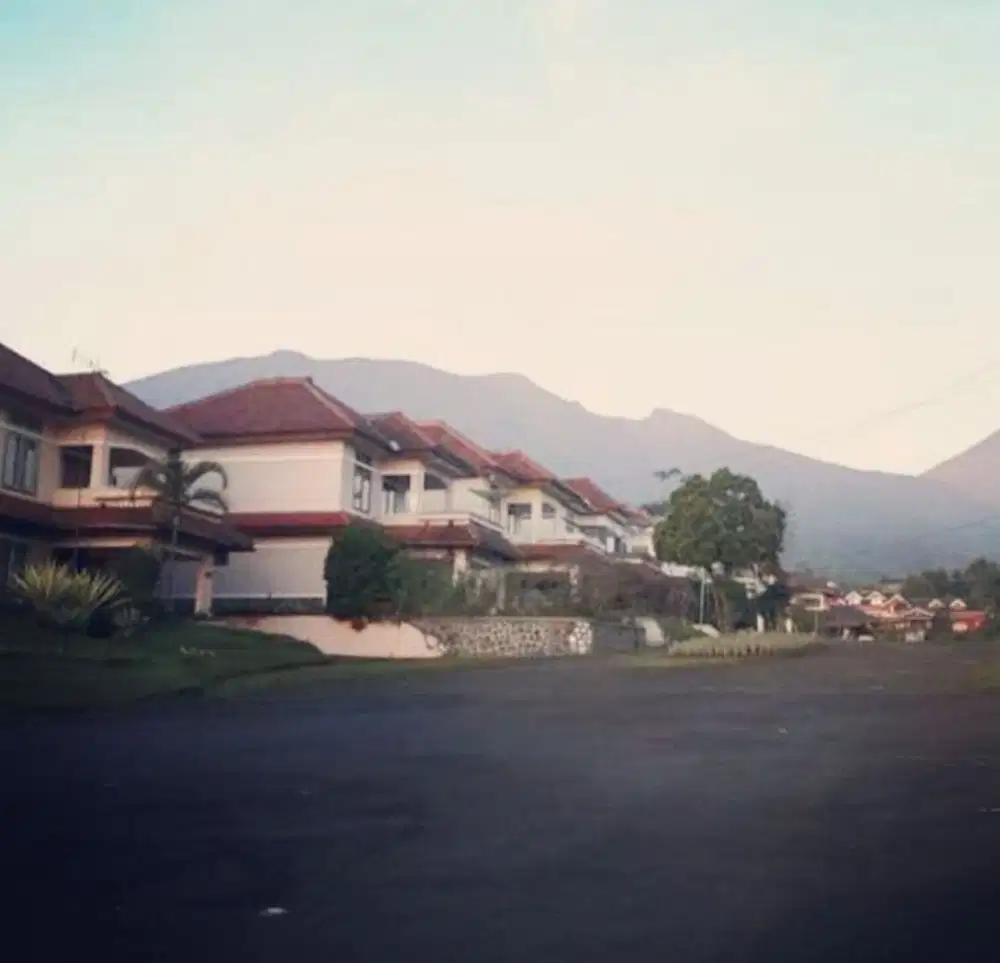 Cipendawa puncak Cianjur butuh uang di jual murah