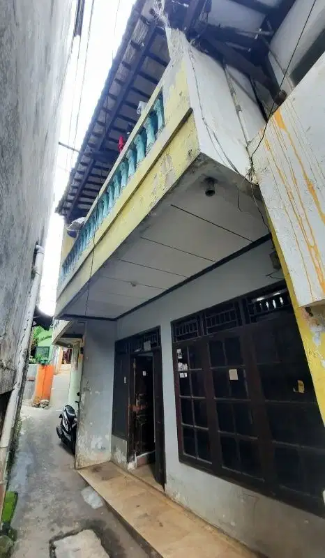 Rumah 2 lt jatipadang Pejaten 60mtr Shm 650jt nego