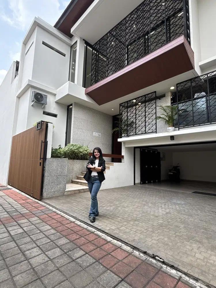 RUMAH BARU SIAP HUNI BEST LOCATION KEMANG AREA BANGKA MAMPANG PRAPATAN