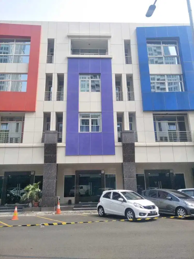0493 - Disewakan Ruko KBO Kelapa Gading Jakarta 4 Lantai LB 378m2