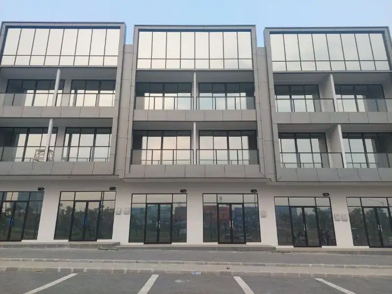 Disewakan Ruko Gandeng Mega Kuningan PIK 2 