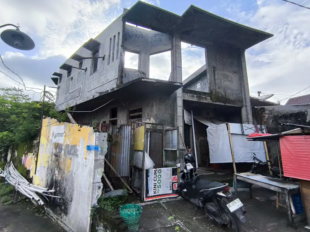 Jual Tanah bonus bangunan atau kantor stengah jadi