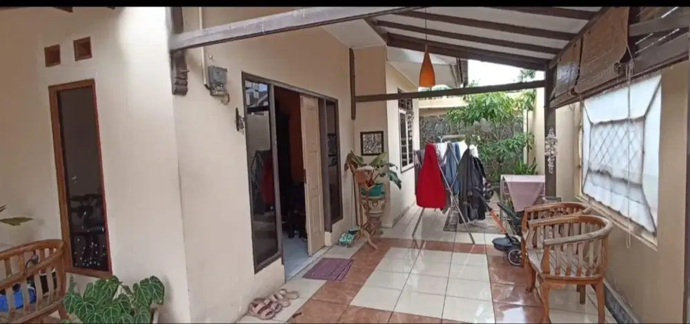 Dijual rumah luas nyaman di Perumahan area Serua Ciputat Tangsel