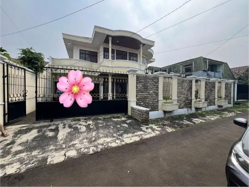 Dijual Rumah Luas dekat air mancur Bogor
