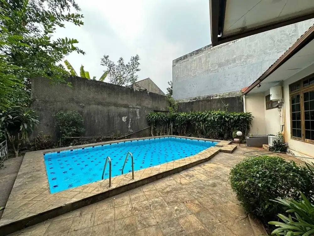 Rumah Besar Lokasi Expatriate Kemang, Exclusive & Elite Area