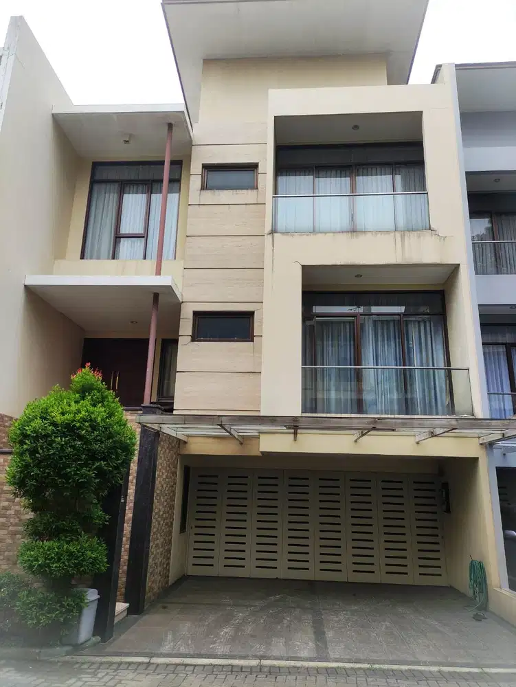 Siap Huni Rumah Private Pool Di Lebak Bulus Residence Jaksel