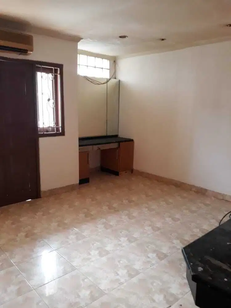 Sewa Rumah di Kelapa Molek VII Kelapa Gading Jakarta Utara