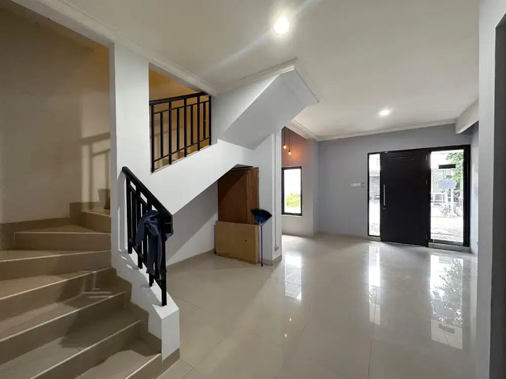 Rumah Casa Jardin hanya 3,15 M nego