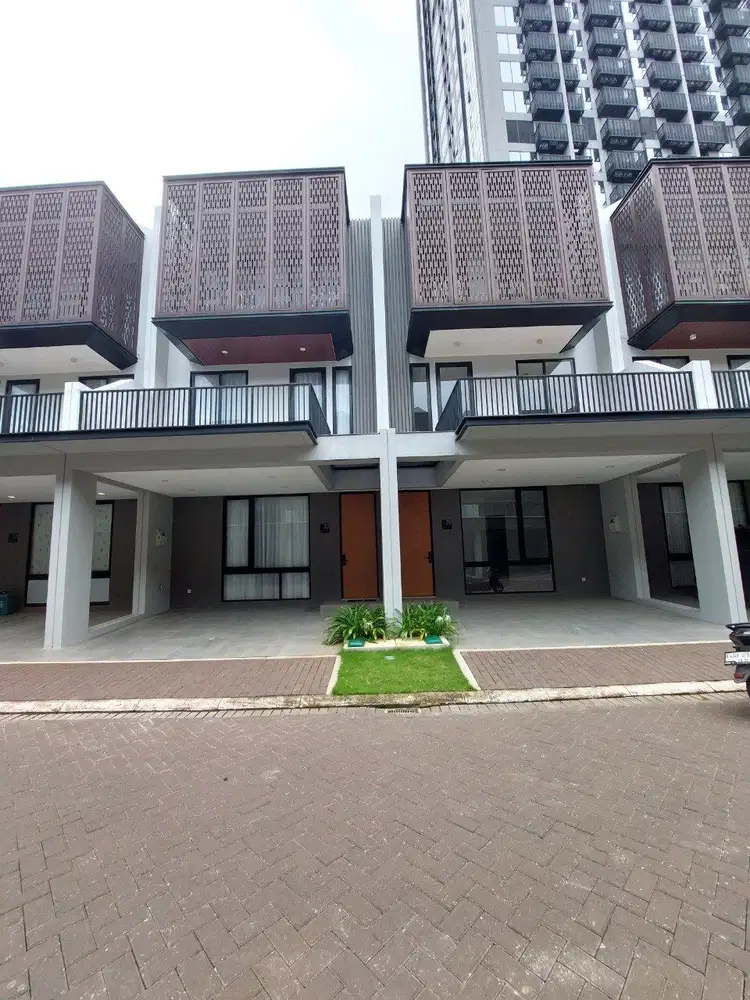 Rumah Bagus Siap Huni Di Botani Hills Cilandak Jaksel