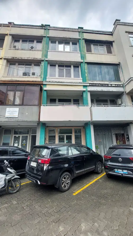 Disewakan Ruko 4 Lt Grand Panglima Polim Depan MRT Blok A