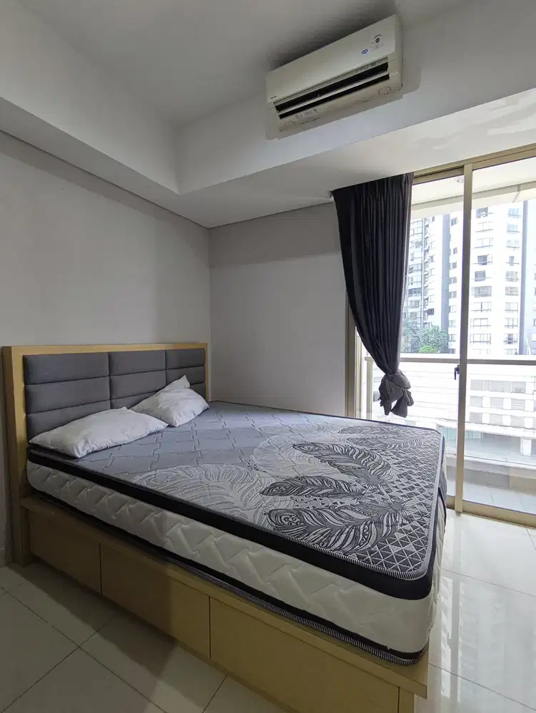 Studio Furnished Apartemen Taman Anggrek Residences - Jakarta Barat
