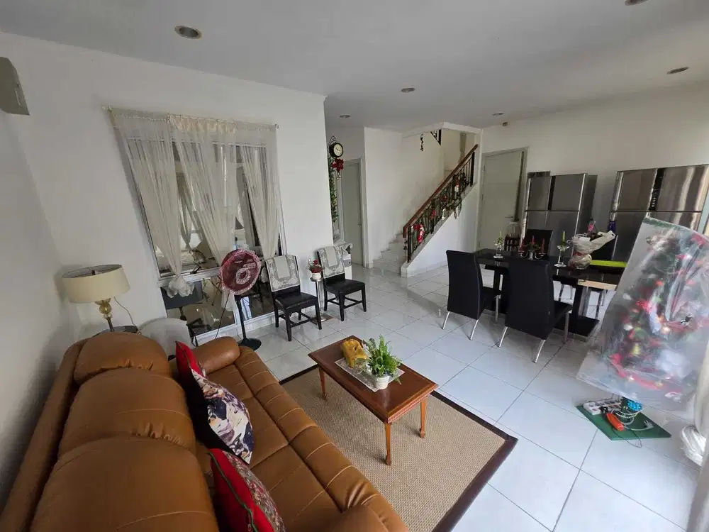 Jual Rumah Cakep De Park Cluster Frangipani BSD