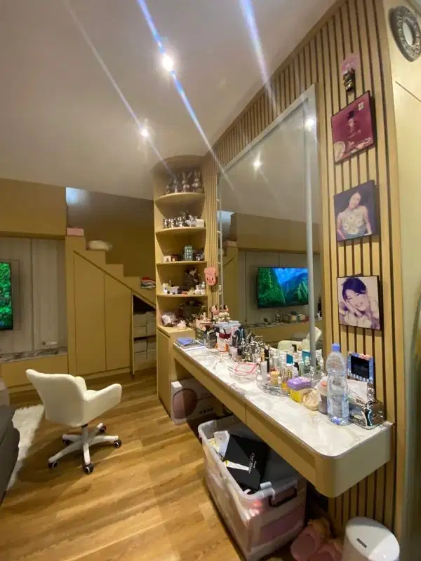 Dijual Rumah Mewah Di PIK Golf Island Kondisi Bagus Sekali