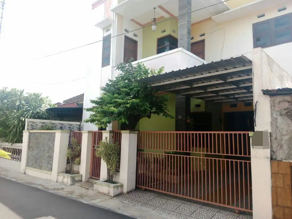 Rumah Bagus Strategis 2Lt Delat Jl Raya Adi Sucipto