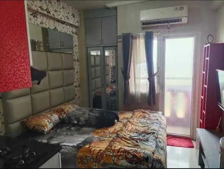 Studio Apartment Green Pramuka City Furnish Di Sewakan