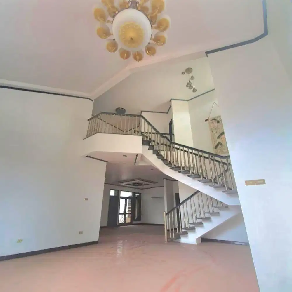 DIJUAL RUMAH MEWAH HOOK CITRA 1 KALIDERES JAKBAR