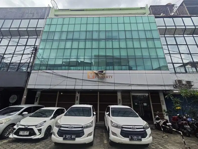 Dijual 3 Ruko Gandeng Plaza Kebon Jeruk 252m2 Lokasi Prime Strategis
